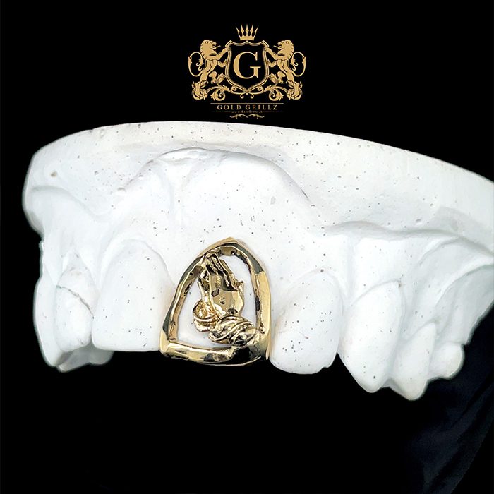 3D printed grillz on a printer platform